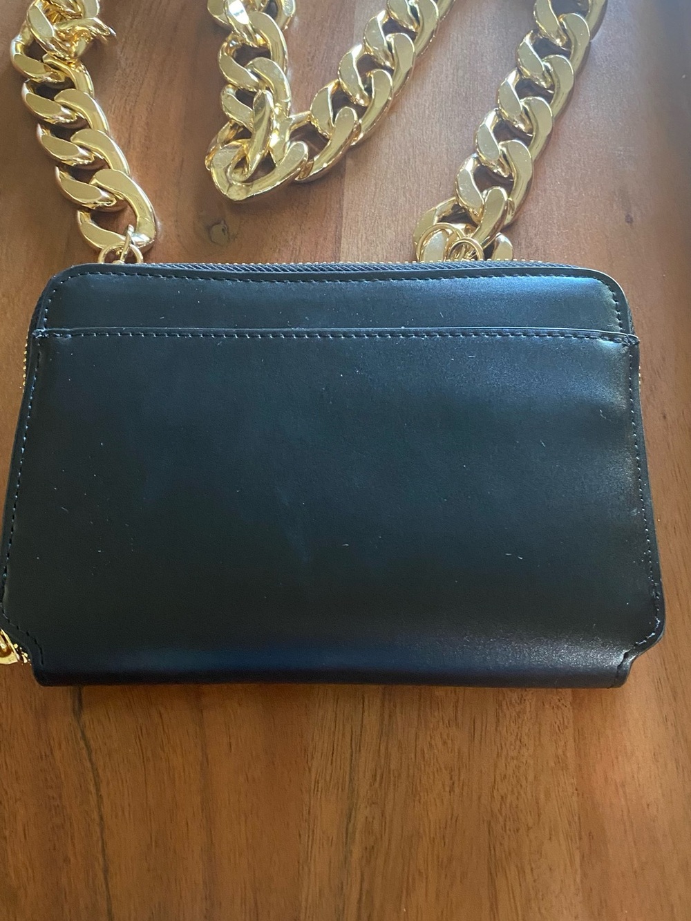 Black Women's Chain-Handle Crossbody Bag - Gold Hardware